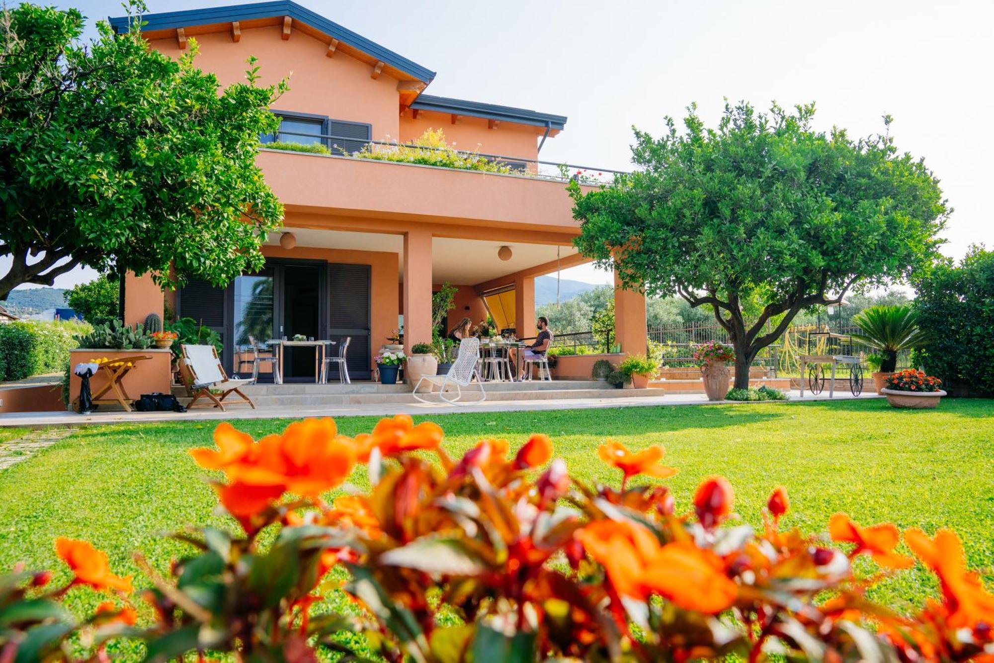 Bed and Breakfast Le Monachelle Luxury Еболі Екстер'єр фото